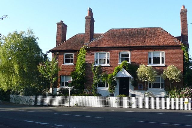 Unknown Pub, Chieveley