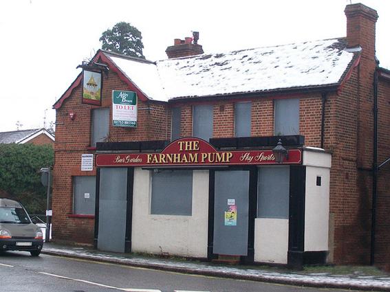 Farnham Pump, Farnham Royal