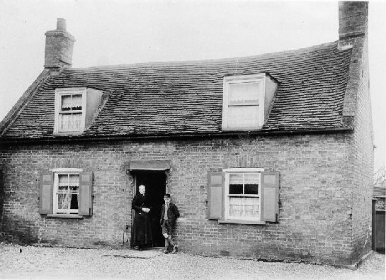 Golden Lion, Haddenham