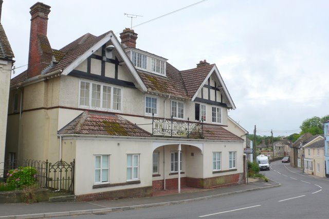 White Horse, Maiden Newton