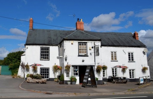 White Hart, Newport