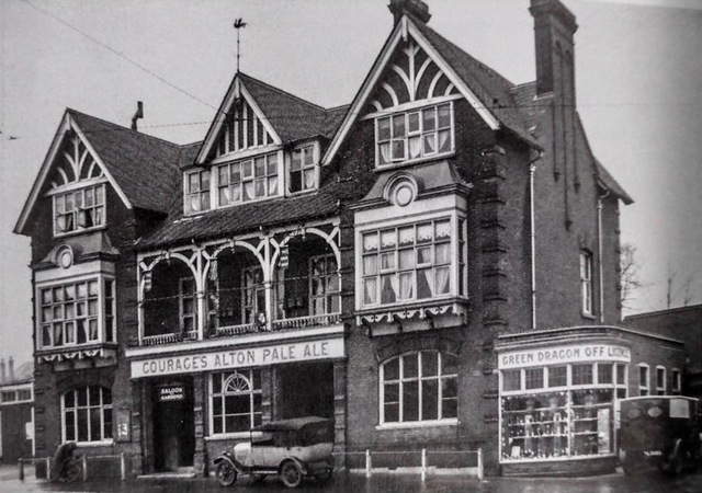 Green Dragon, Winchmore Hill