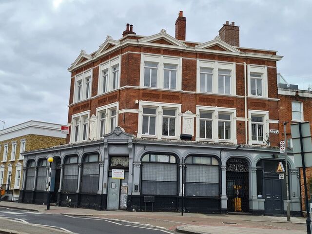 Lost Pubs In Battersea SW11, London