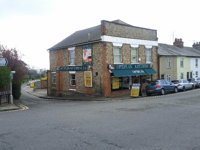 The Wellington, Heath End